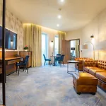 Diament Plaza 4*
