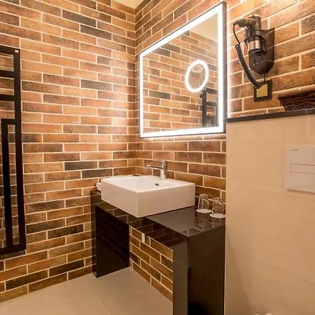 Hotel Diament Plaza 4*