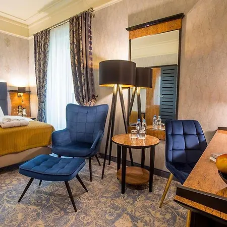 Diament Plaza 4*