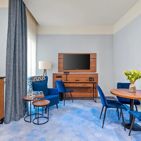 Diament Plaza Hotel 4*