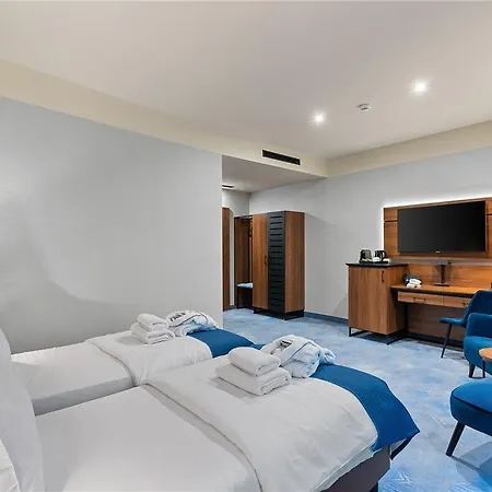 Hotel Diament Plaza