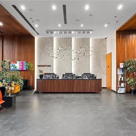 Hotel Diament Plaza 4*