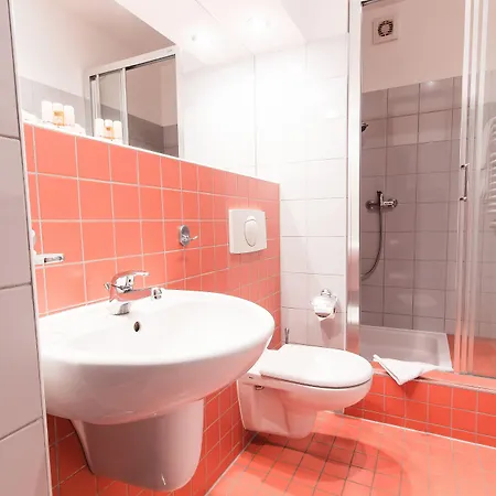 Diament Plaza Hotel 4*