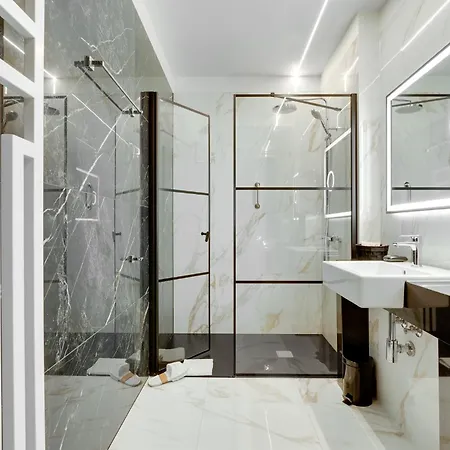 Diament Plaza Hotel 4*