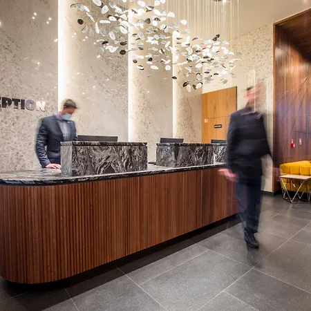 Diament Plaza Готель 4*