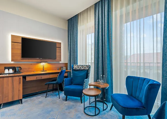 Diament Plaza Hotel 4*