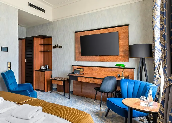 Diament Plaza Hotel 4*