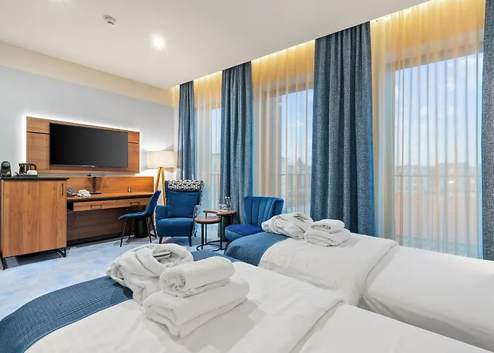 Diament Plaza Hotel 4*